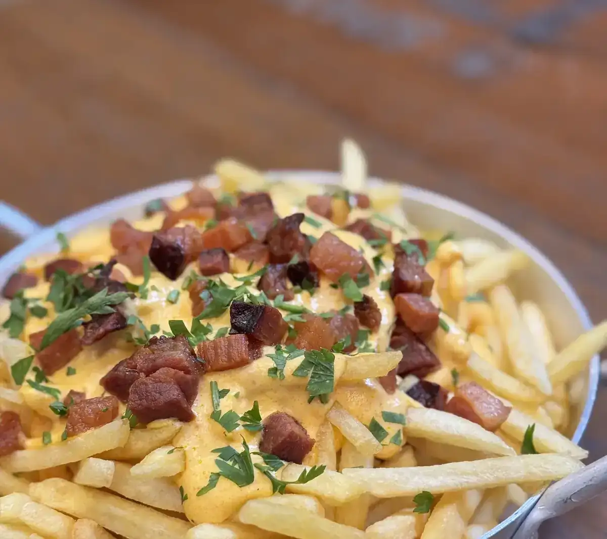 Batata especial com creme de queijo e bacon