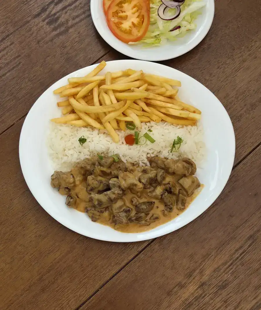 Strogonoff de carne do executivo